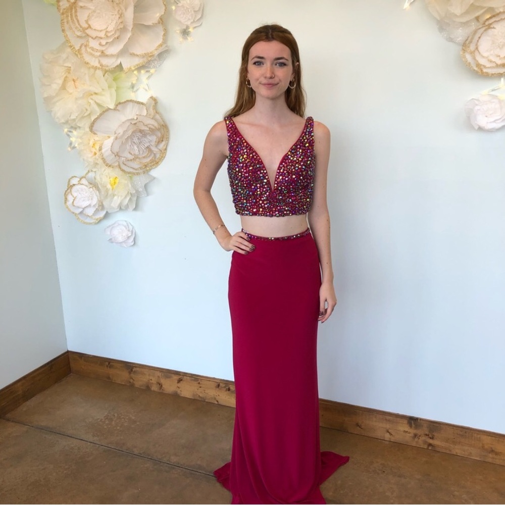 *STORE CLOSING CLEARANCE* NWT Sherri Hill 👗